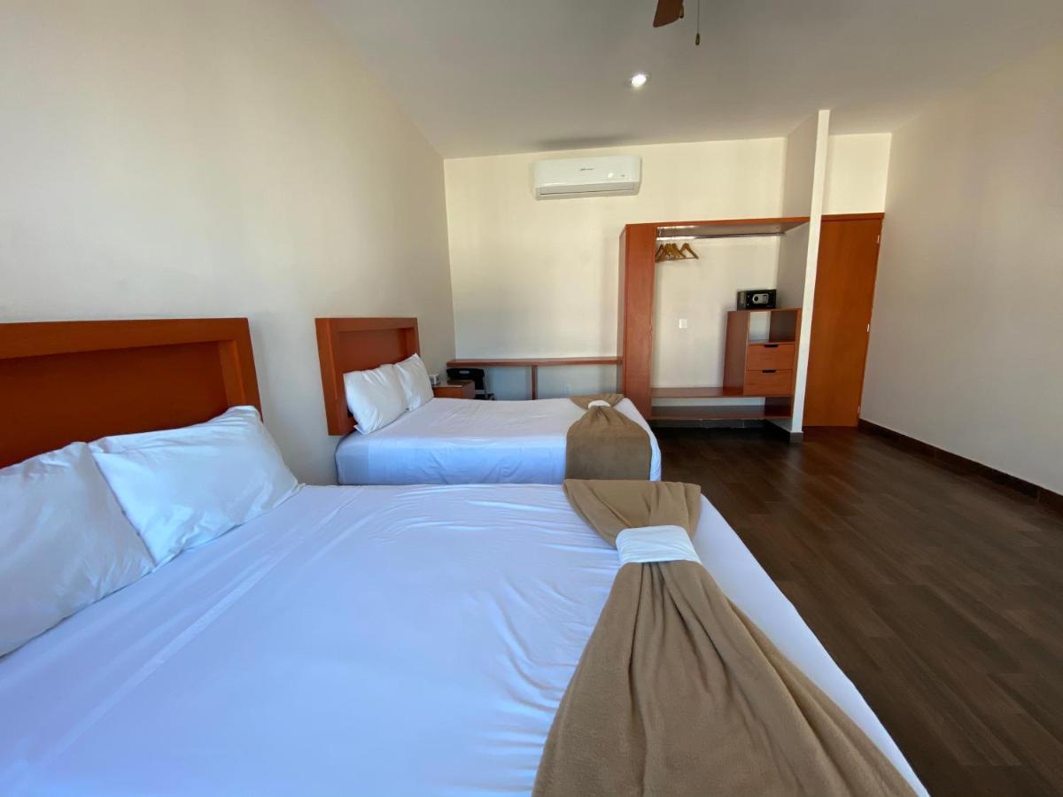 La Lola Hotel & Suites Mazatlan Ngoại thất bức ảnh