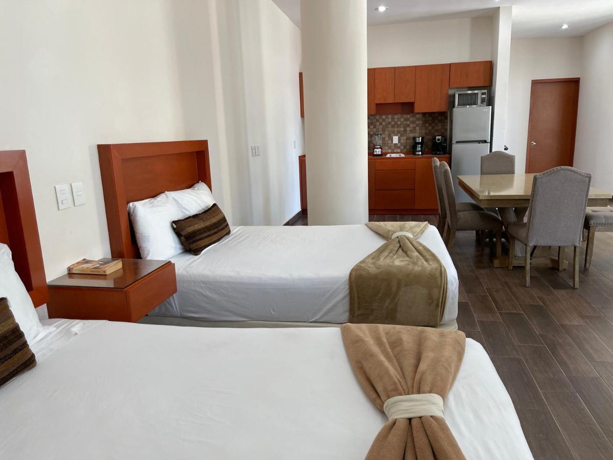 La Lola Hotel & Suites Mazatlan Ngoại thất bức ảnh