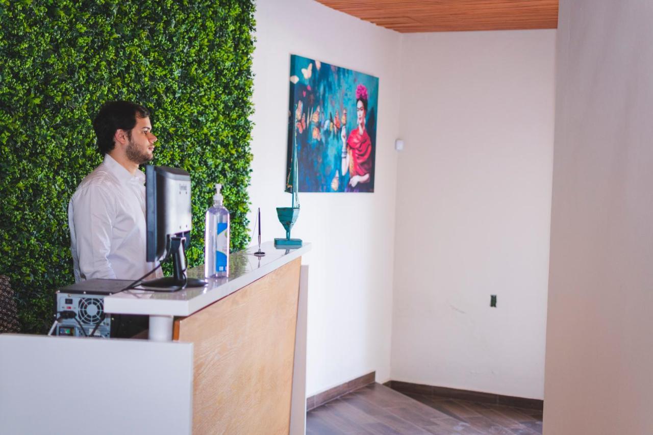 La Lola Hotel & Suites Mazatlan Ngoại thất bức ảnh