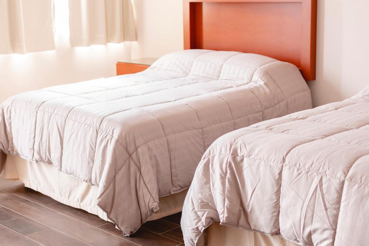 La Lola Hotel & Suites Mazatlan Ngoại thất bức ảnh